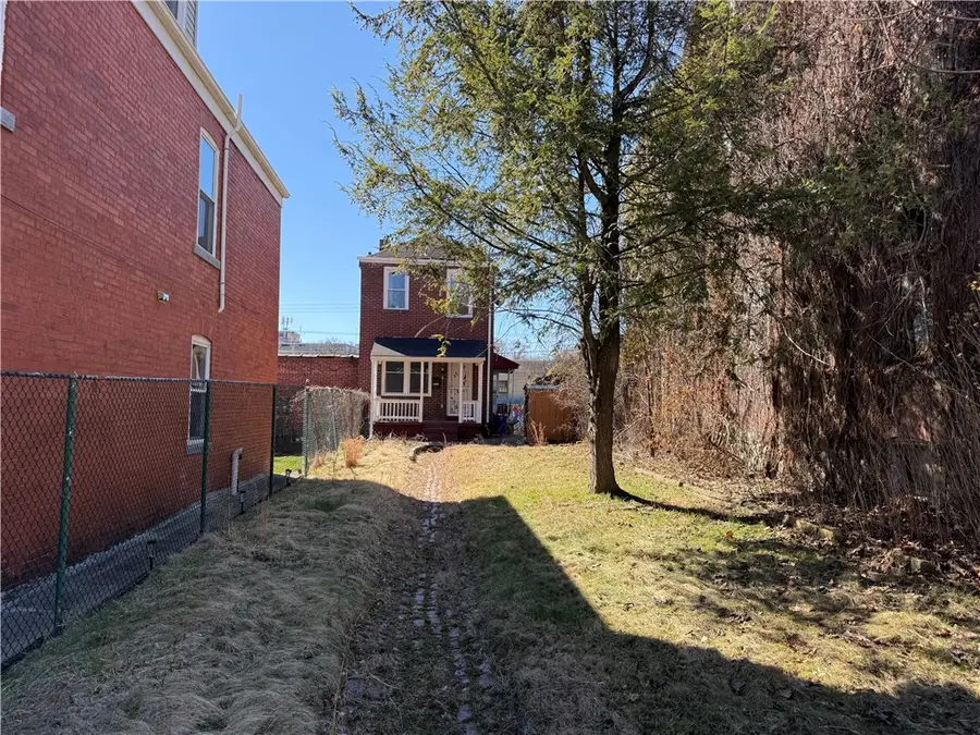 6832 Kelly St, Pittsburgh, PA 15208 - #2