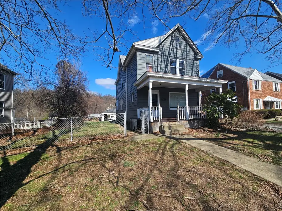 909 Franklin St, McKeesport, PA 15132 - #3