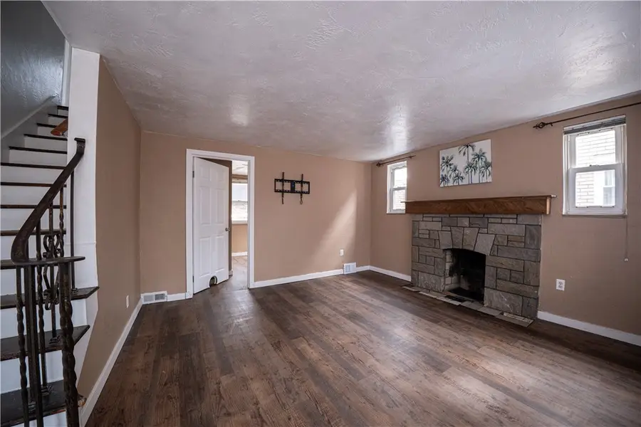 924 James St, Turtle Creek, PA 15145 - #3