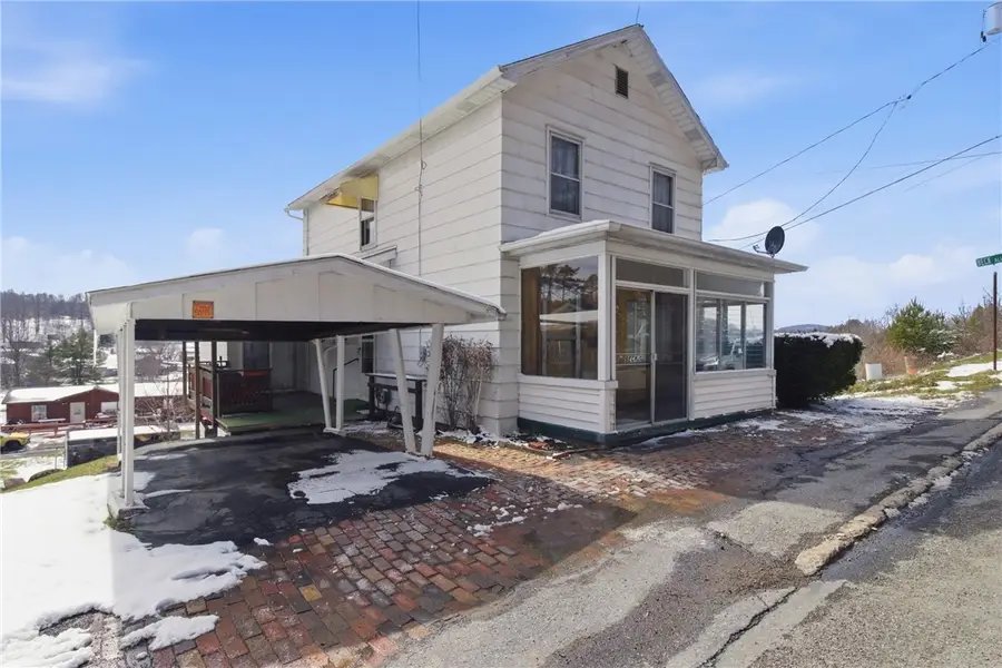 1329 E Main Street, Reynoldsville, PA 15851 - #3