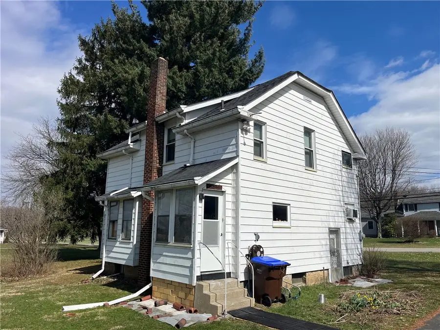 2411 Mill Bridge Rd, New Castle, PA 16101 - #2