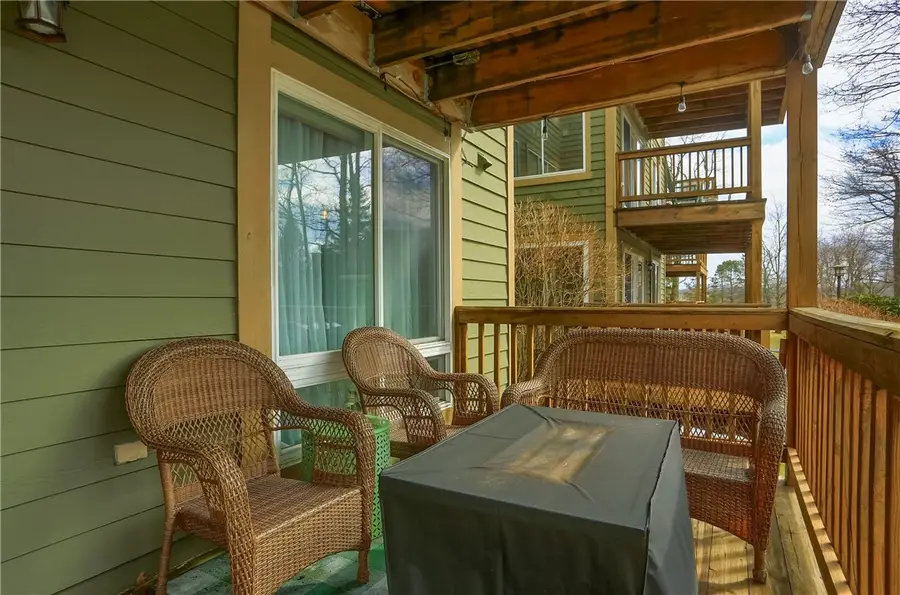 5306 Summit Dr, Jefferson, PA 15502 - #3