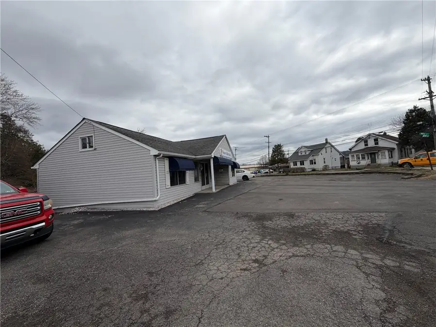 2392 Mill Street, Aliquippa, PA 15001 - #3