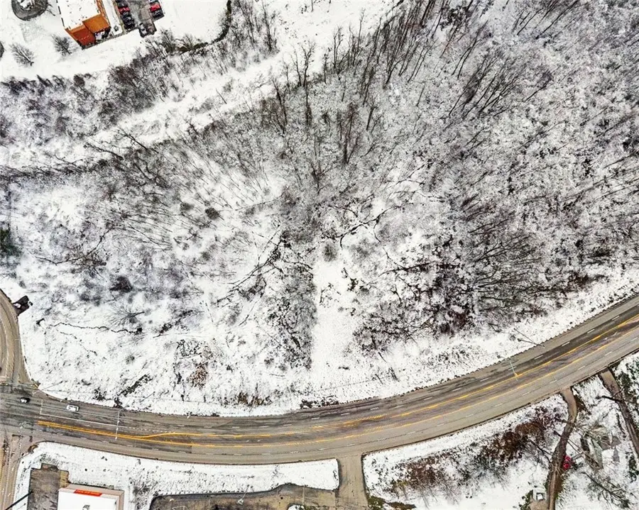 347 Mcclellandtown Rd, Uniontown, PA 15401 - #2