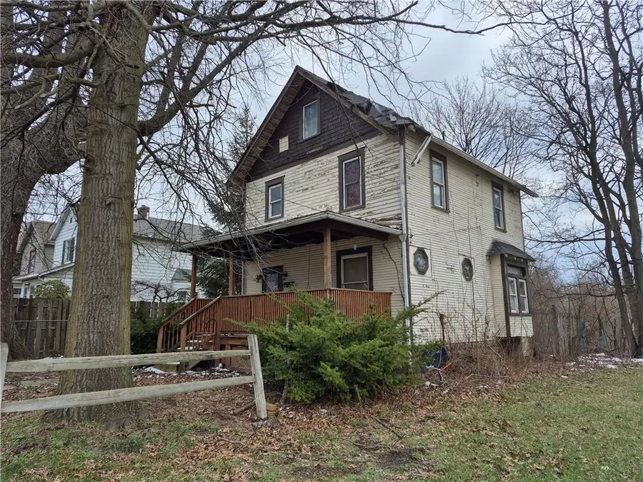 689 S State Line Rd, Sharon, PA 16146 - #2