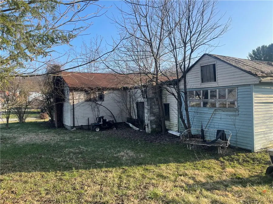 1000 Collinsburg Rd, West Newton, PA 15089 - #2