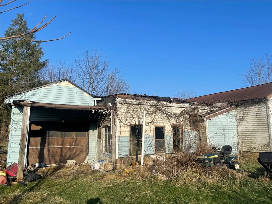 1000 Collinsburg Rd, West Newton, PA 15089 - #3