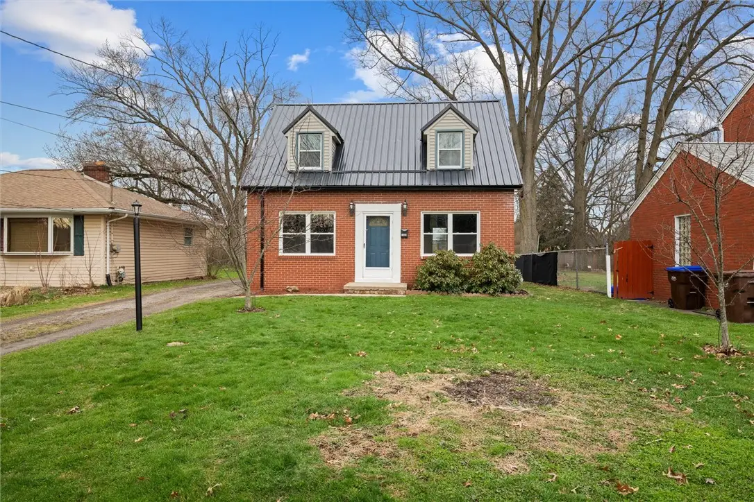 1908 Haywood St, Farrell, PA 16121 - #1