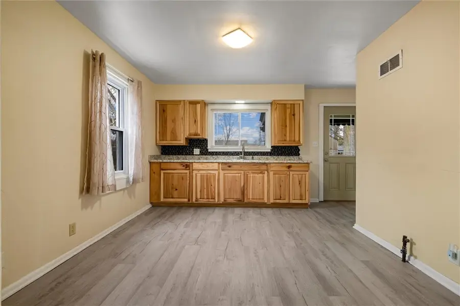 1908 Haywood St, Farrell, PA 16121 - #2