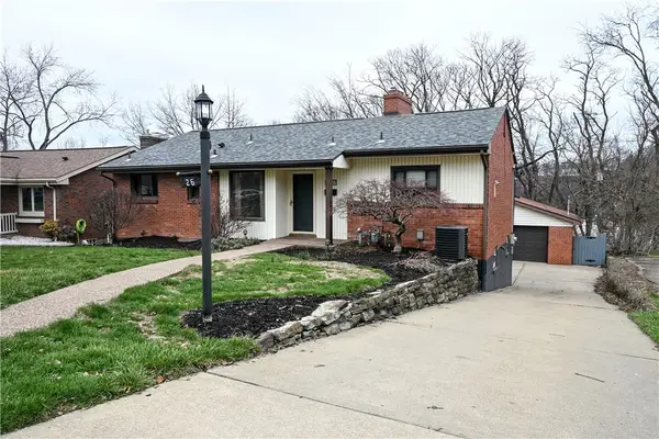 26 Terrace Dr, Pittsburgh, PA 15205