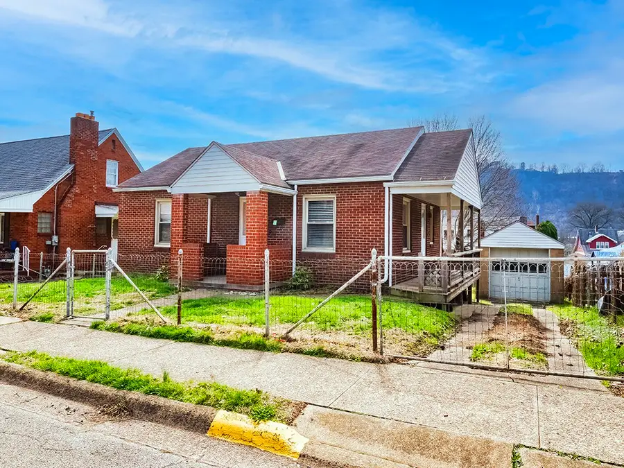 734 Lincoln Ave, Springdale, PA 15144 - #2