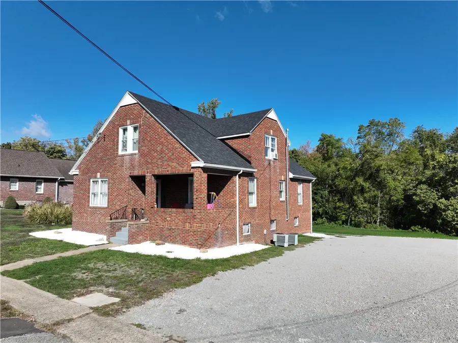 190 Dixon Blvd, Uniontown, PA 15401 - #2