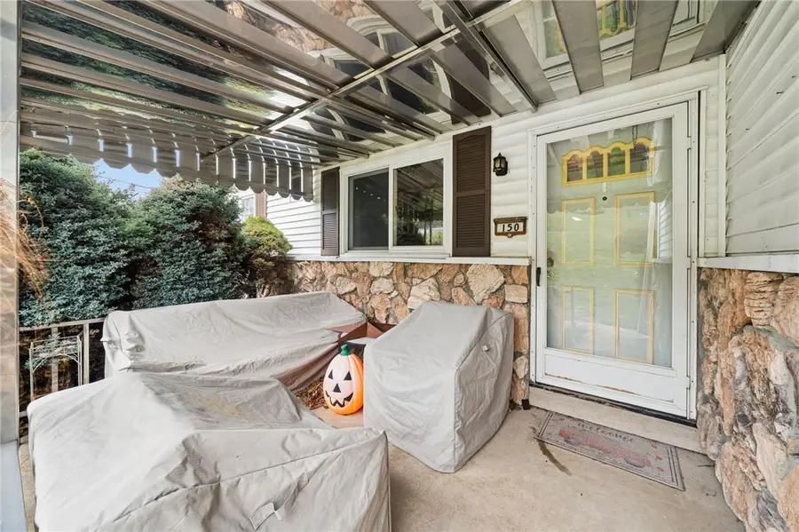 150 Summit St, Leechburg, PA 15656 - #3