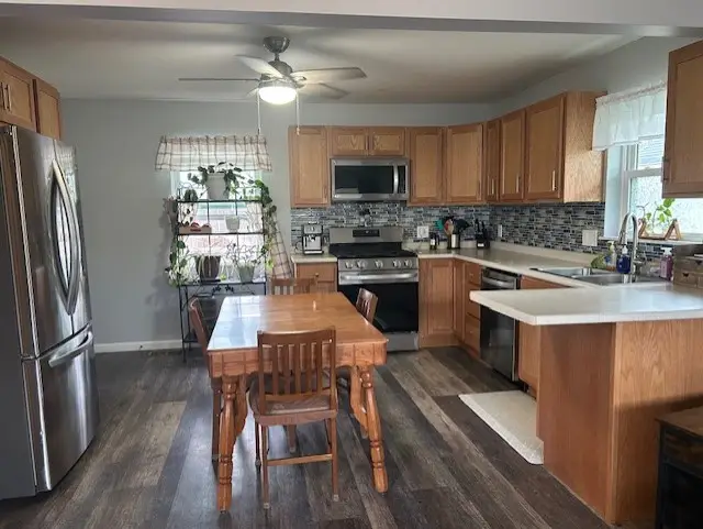 1210 Concord Dr, Aliquippa, PA 15001 - #2