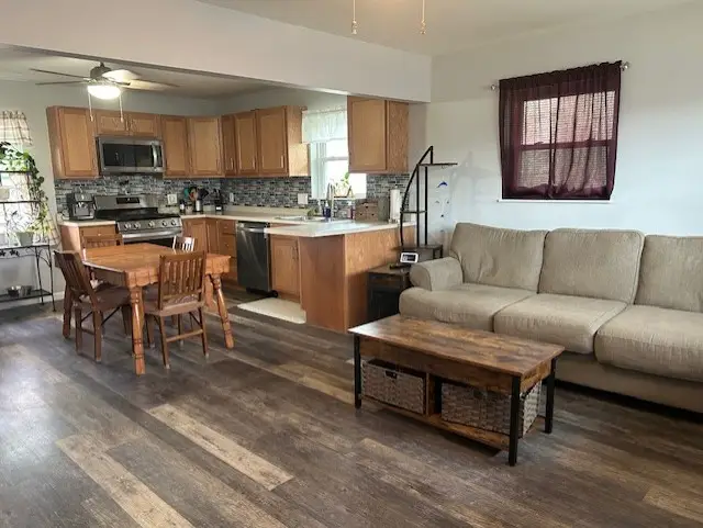 1210 Concord Dr, Aliquippa, PA 15001 - #3