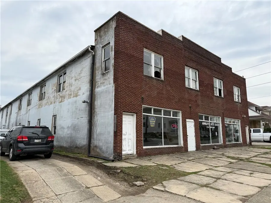 402 Main St, Brownsville, PA 15417 - #3