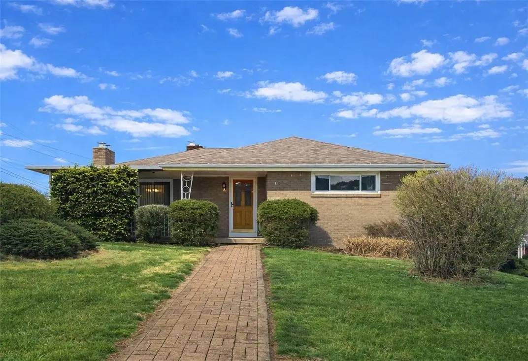 201 Highland Dr, Elizabeth, PA 15037 - #1