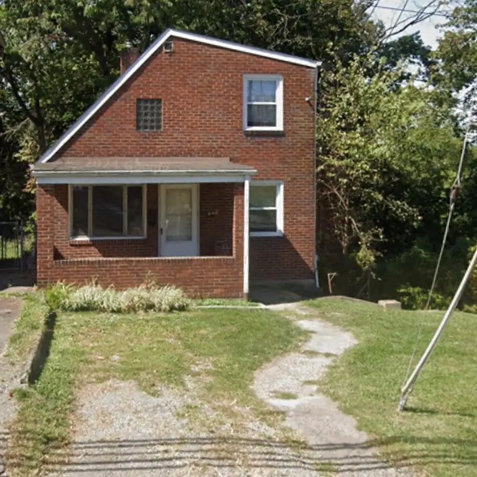 646 Tarragonna St, Pittsburgh, PA 15210 - #1