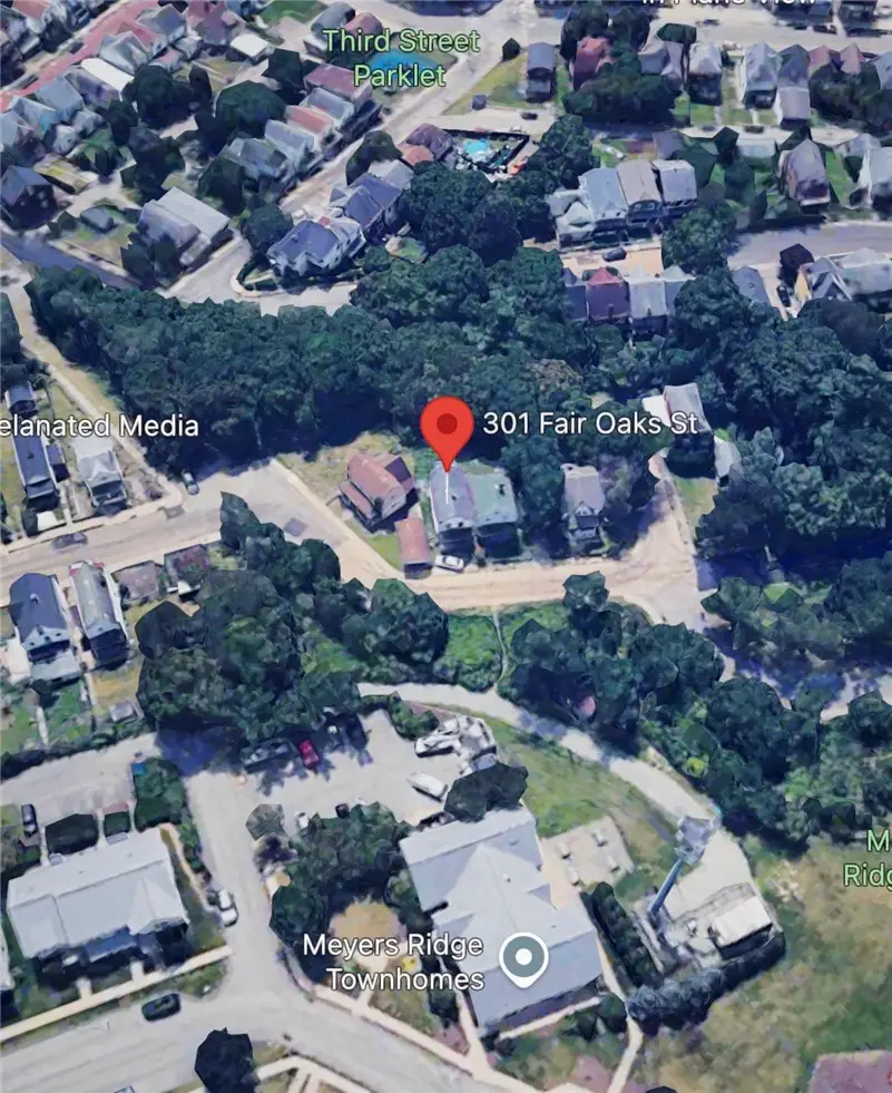 301 Fair Oaks St, McKees Rocks, PA 15136 - #3