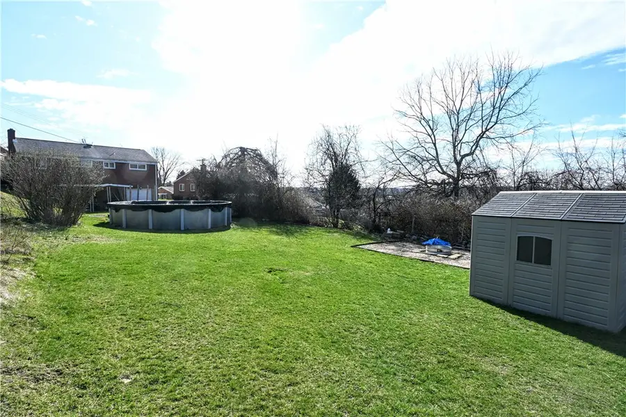 1027 Bellair Rd, McKeesport, PA 15133 - #2