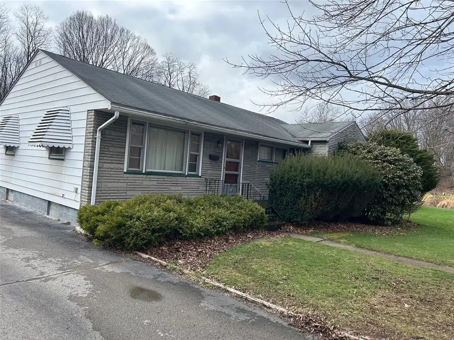 49 Haywood St, West Middlesex, PA 16159 - #2