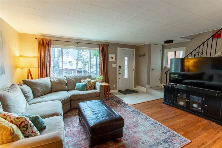 1030 Mirror St, Pittsburgh, PA 15217 - #3