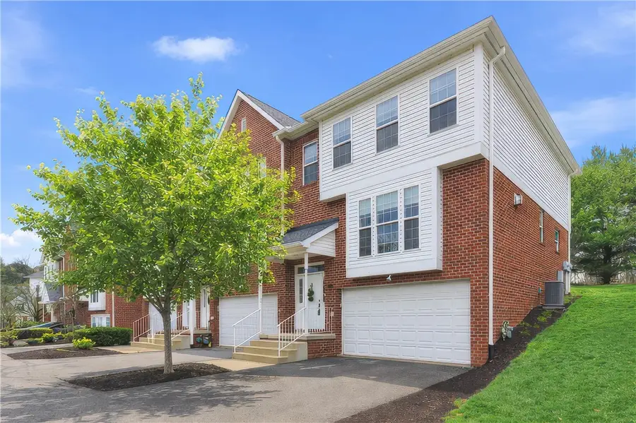 703 Lakeview Ct, Mars, PA 16046 - #2