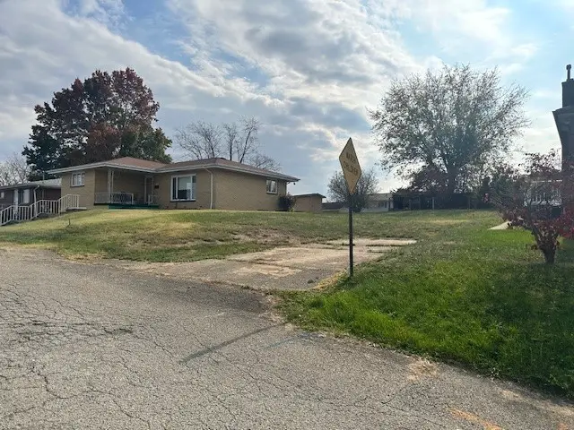 24 Boyd St, Monessen, PA 15062 - #2