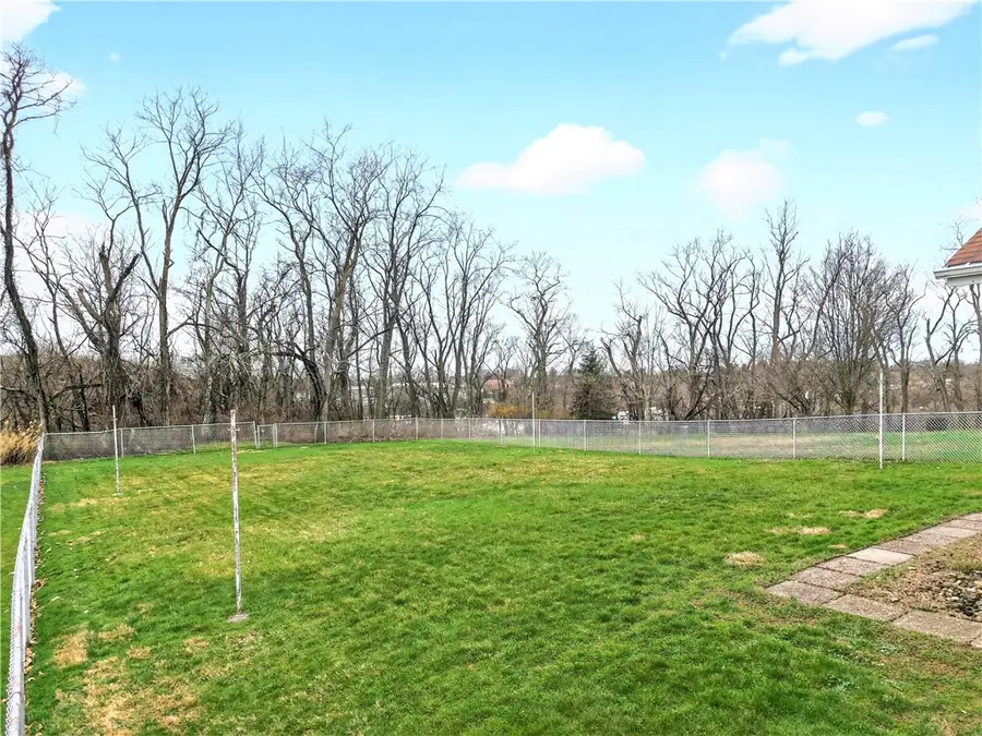 396 Broughton Rd, Bethel Park, PA 15102 - #3