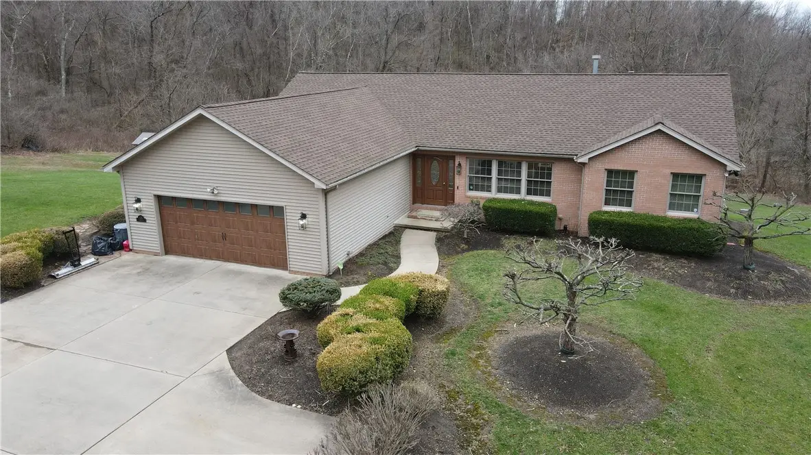 225 Profio Rd, Cecil, PA 15057 - #1