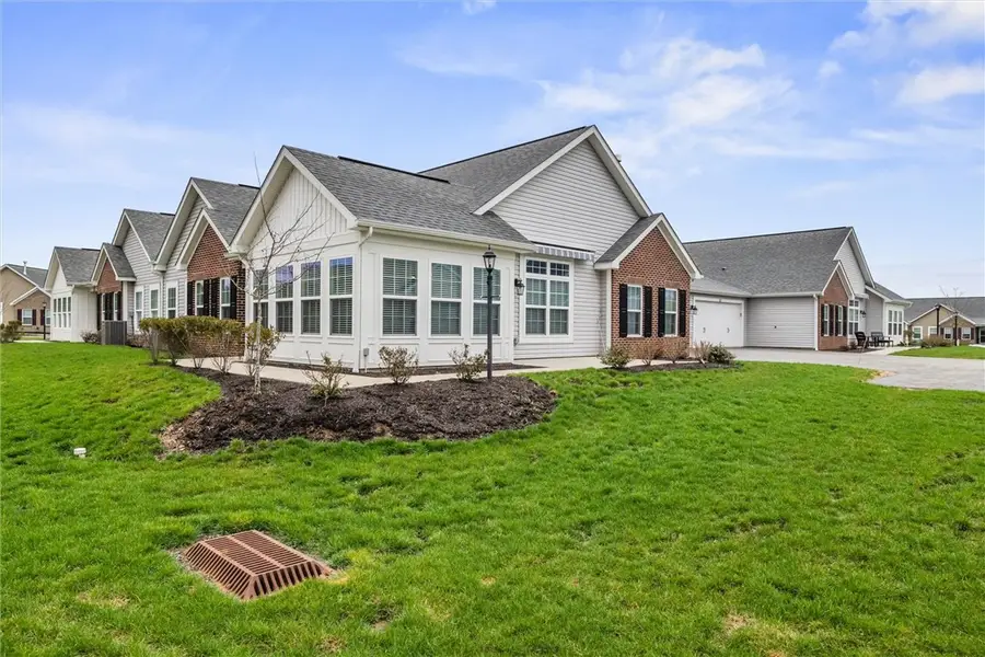 1254 Sandy Ridge Dr, Sarver, PA 16055 - #2