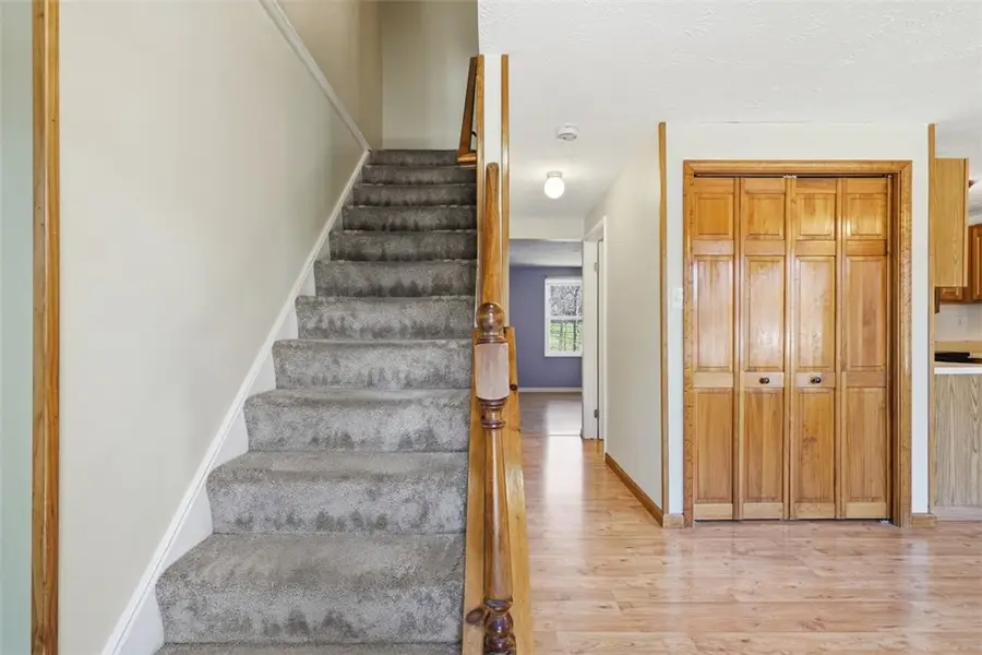 313 Ridge Point Cir, Bridgeville, PA 15017 - #3