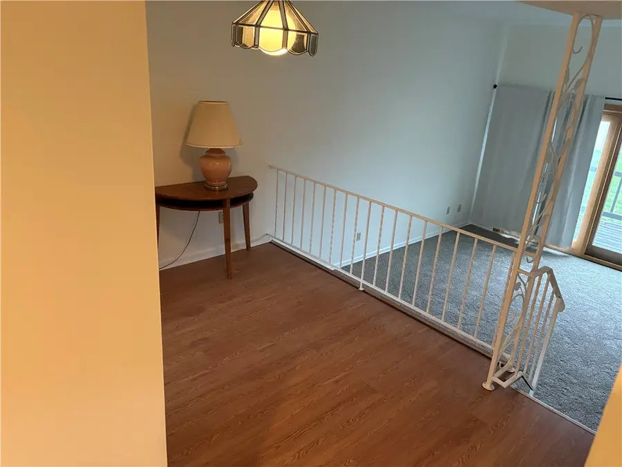 1034 Pennsbury Blvd, Pittsburgh, PA 15205 - #3