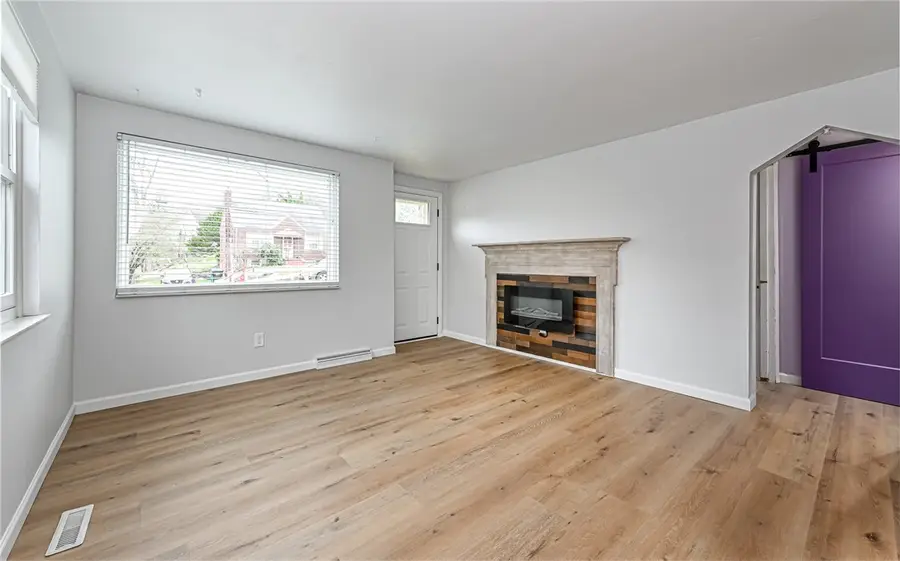 3900 Bonita Dr, Allison Park, PA 15101 - #2