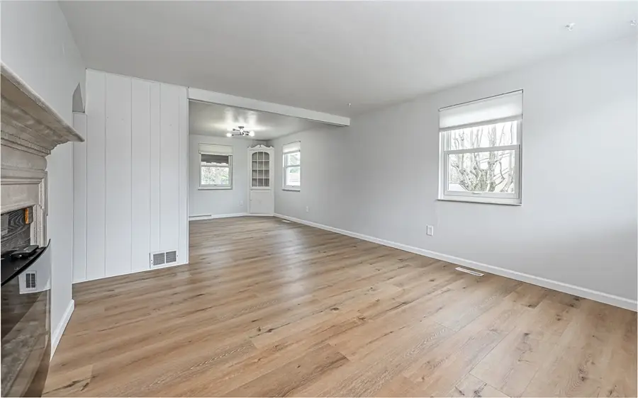 3900 Bonita Dr, Allison Park, PA 15101 - #3