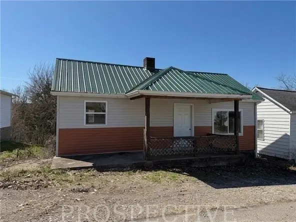 1348 Paradise Ave, Belle Vernon, PA 15012