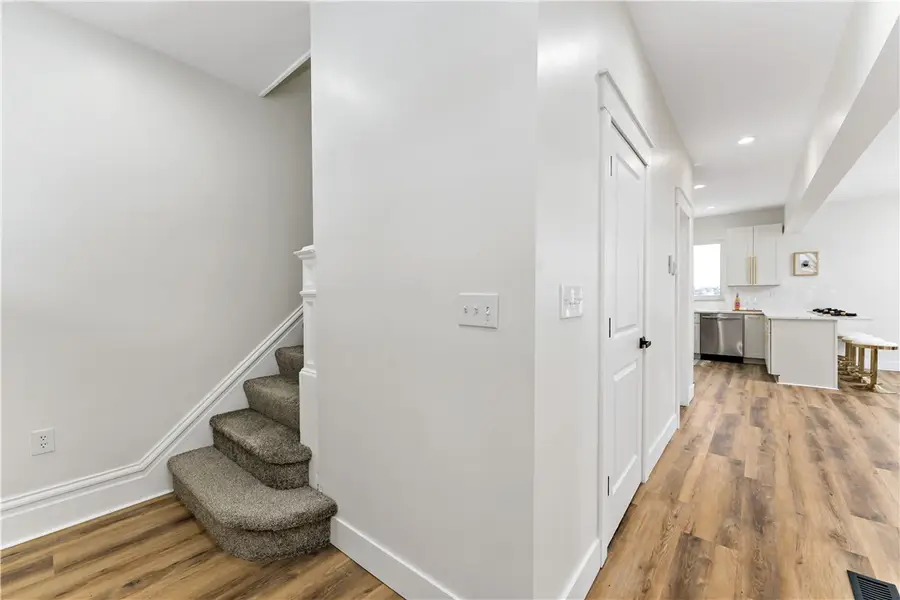 216 Natchez Street, Pittsburgh, PA 15211 - #2