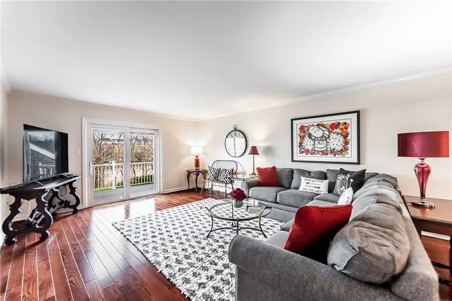 199 Roscommon Pl, Canonsburg, PA 15317 - #3