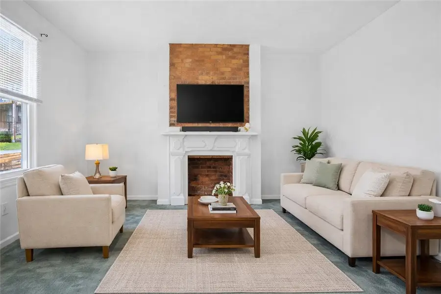 15 Main St, Taylorstown, PA 15365 - #2