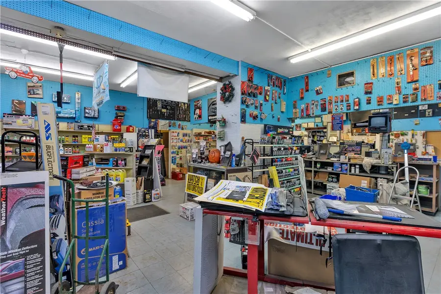 1902-1904 Monongahela Ave, Swissvale, PA 15218 - #3