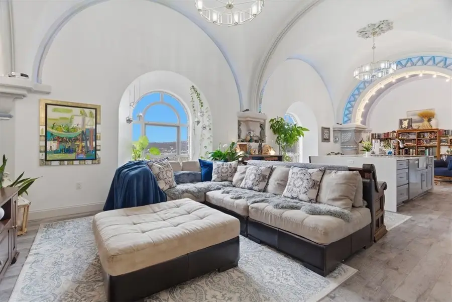 1 Pius St #B4, Pittsburgh, PA 15203 - #3