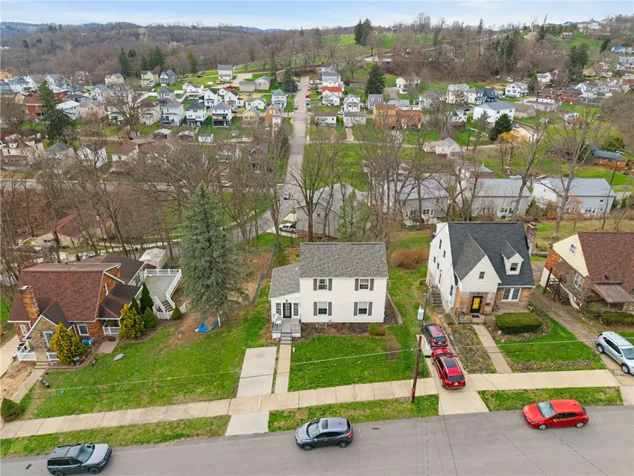 409 Bluff St, Canonsburg, PA 15317 - #2