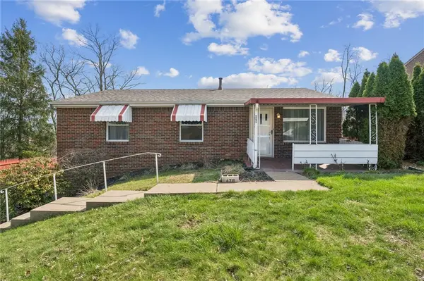 428 Crestview Dr, Pittsburgh, PA 15239