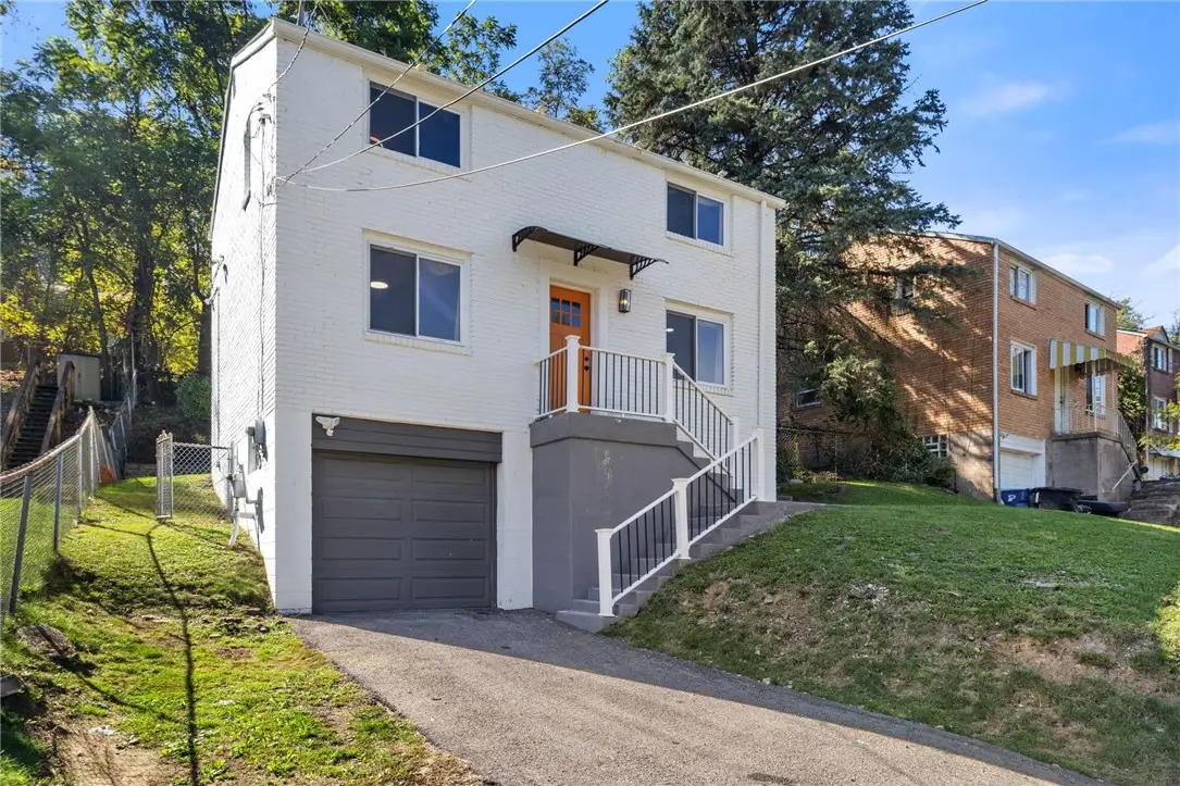 8144 Lincoln Rd, Verona, PA 15147 - #1