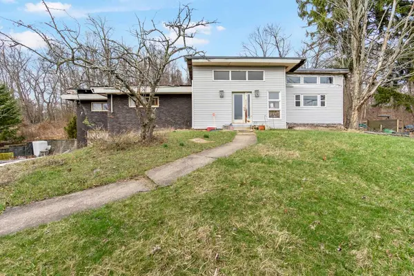 465 Amsler Ridge Rd, Sewickley, PA 15143