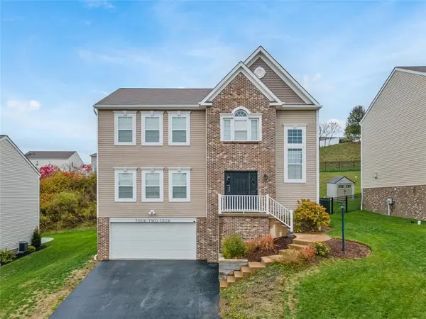 424 Patriot Dr, Carnegie, PA 15106