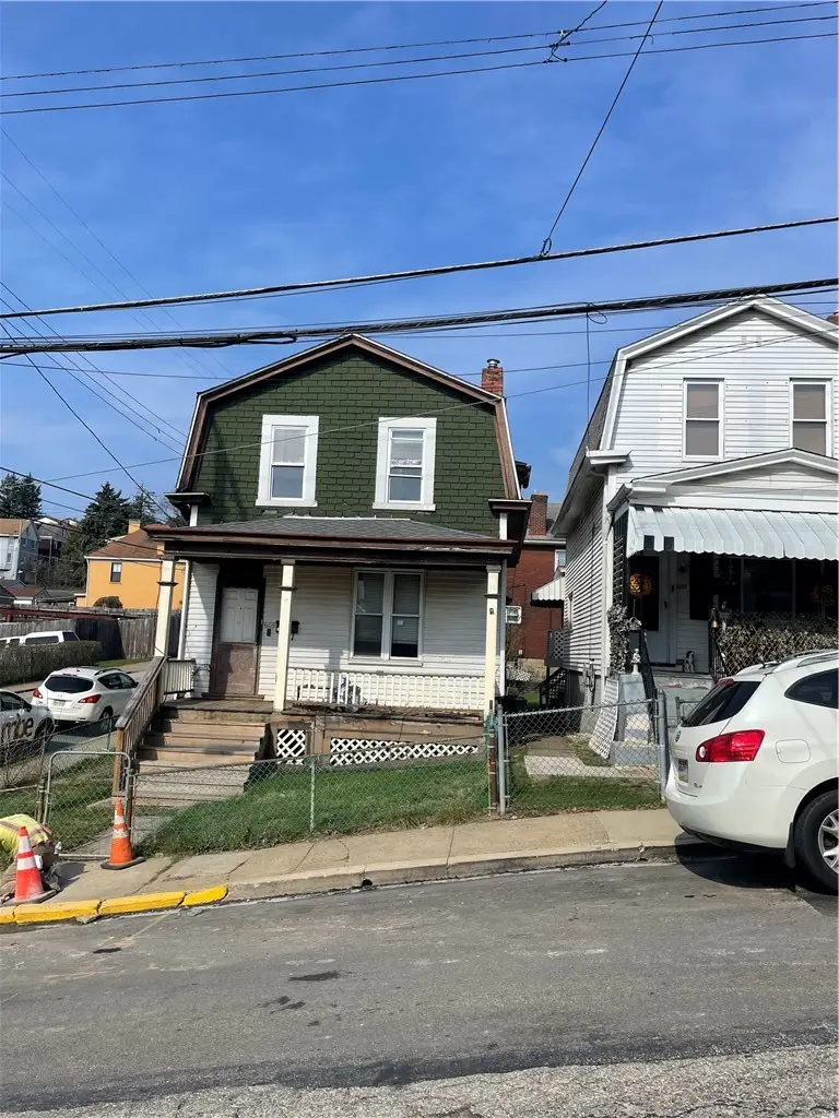 609 Hays Ave, Pittsburgh, PA 15210 - #1