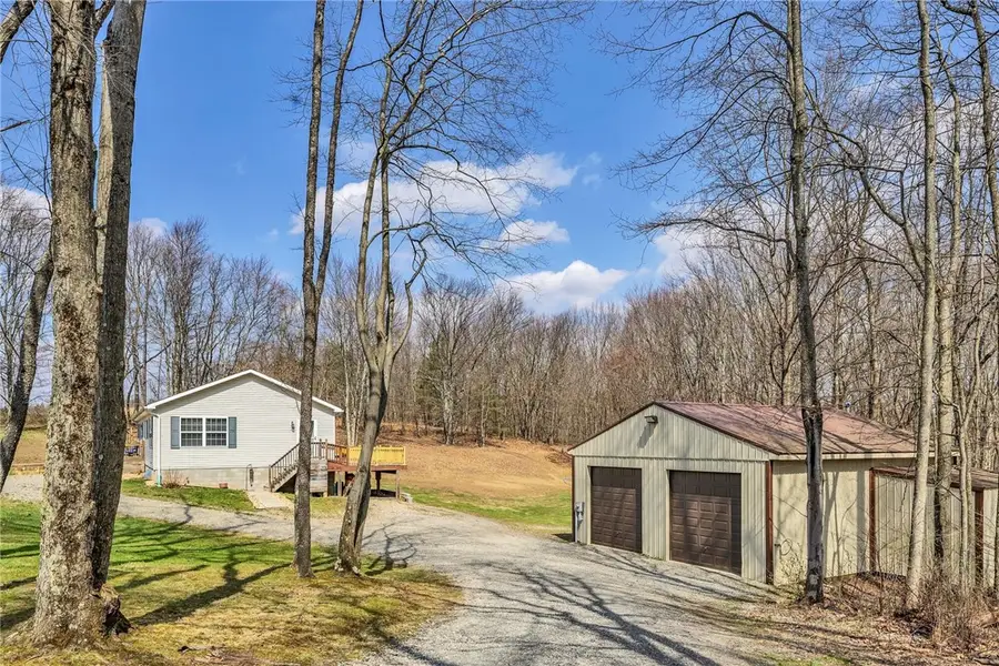 219 Pine Hill Rd, Shelocta, PA 15774 - #2