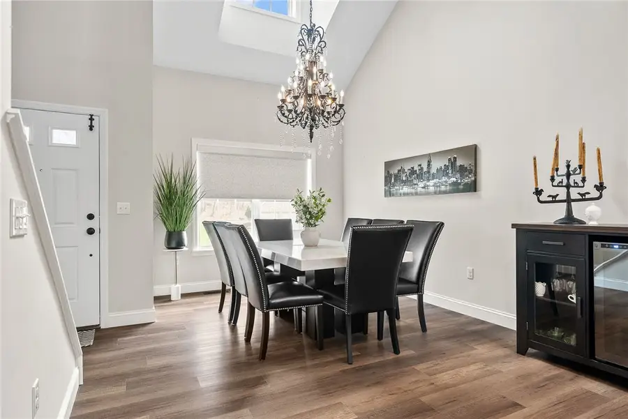 996 Surrey Woods Dr, Canonsburg, PA 15317 - #3