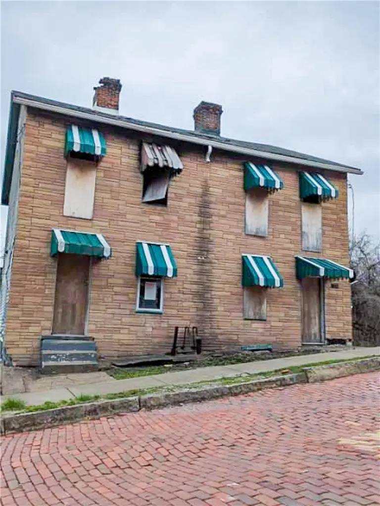 719 Ridge Ave, McKeesport, PA 15132 - #1